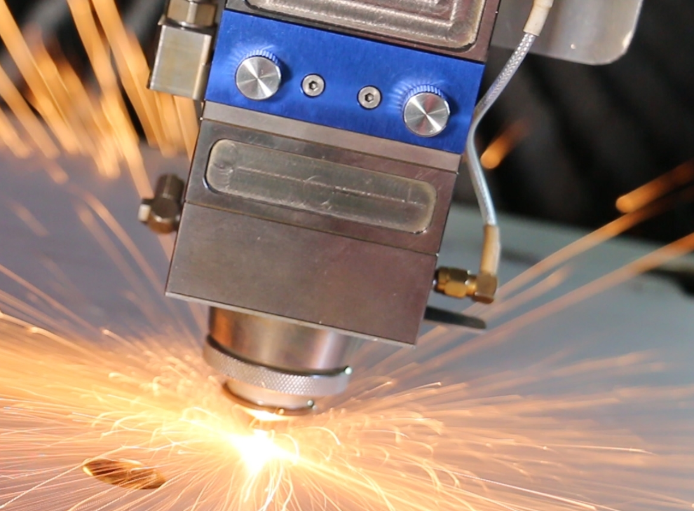 激光切割機可以切割覆膜金屬嗎？